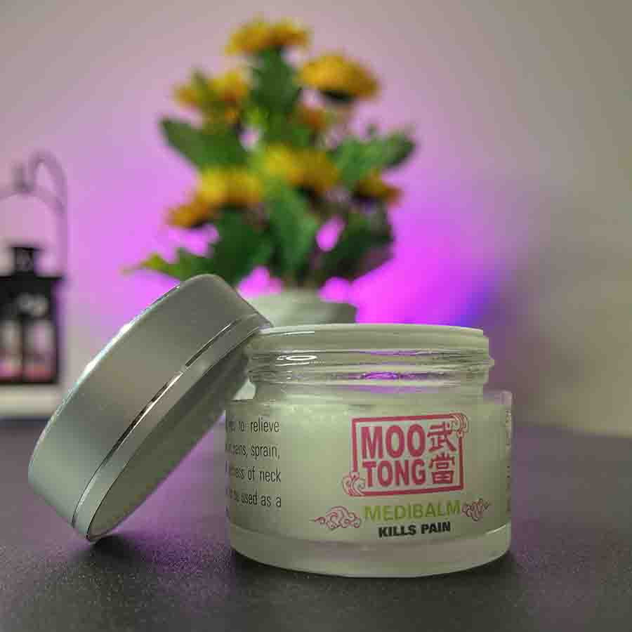 Moo Tong Medibalm (Kills Pain) – 30g